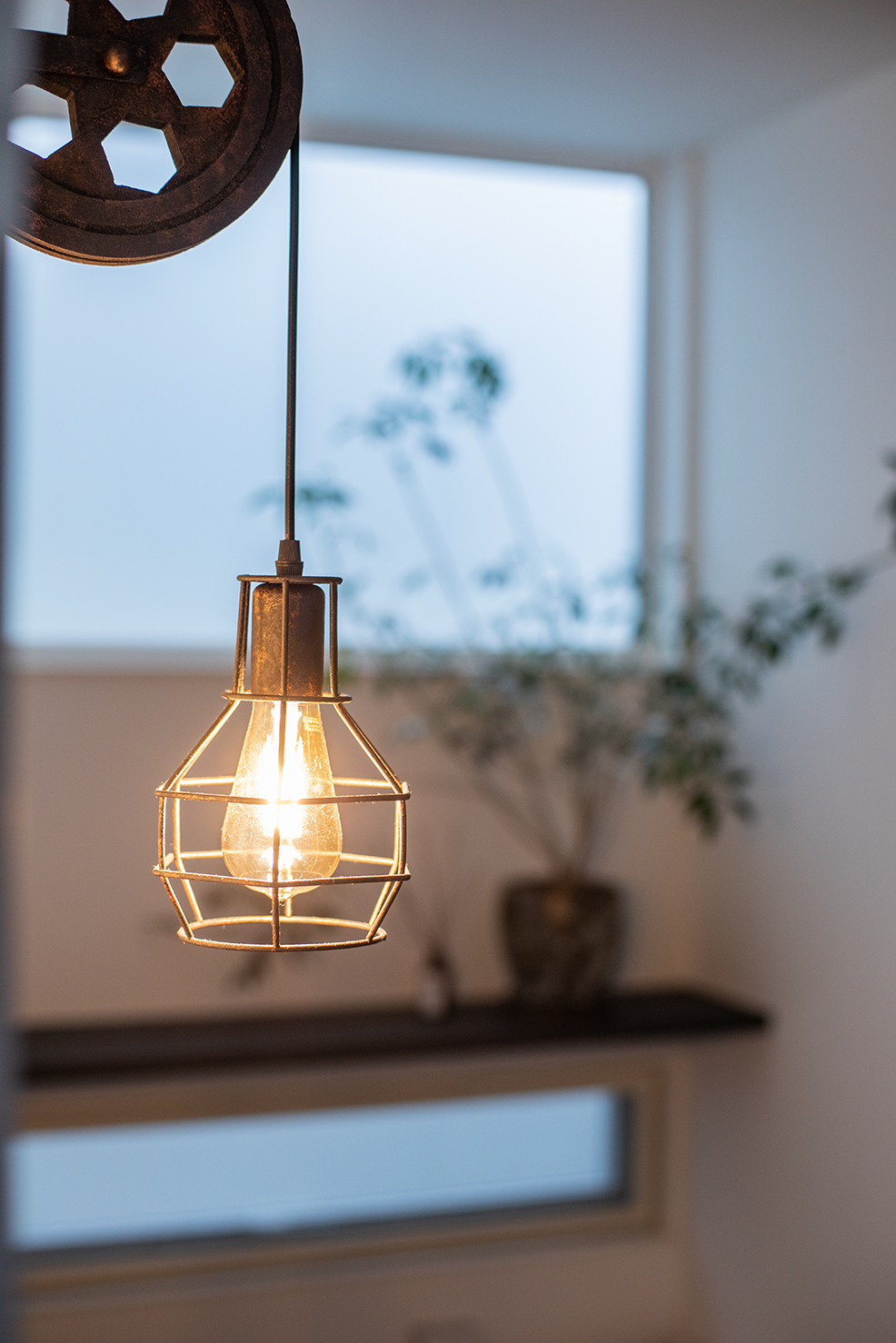 家族の住まいを照らす照明計画